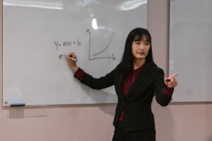 รู้จักครูสอนคณิตศาสตร์ที่ดี ตัวช่วยสำคัญที่ทำให้เด็กเข้าใจเลขและรักการเรียนรู้